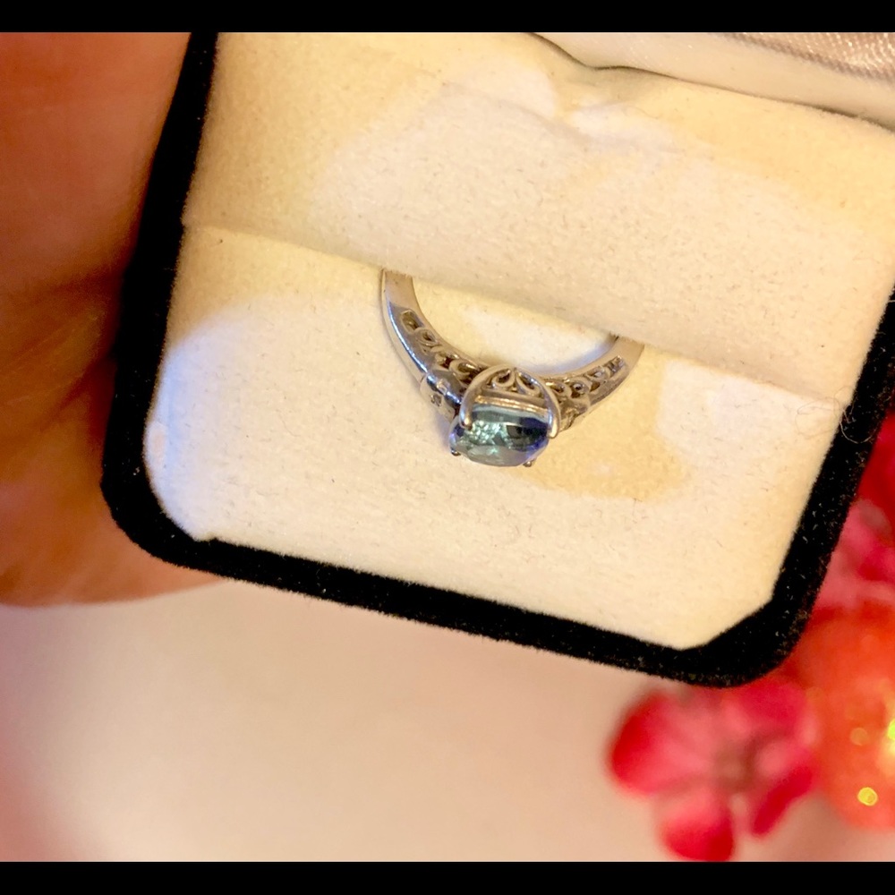 ON Hold for TRADE ✨Color Change Sapphire Vintage - Picture 4 of 8